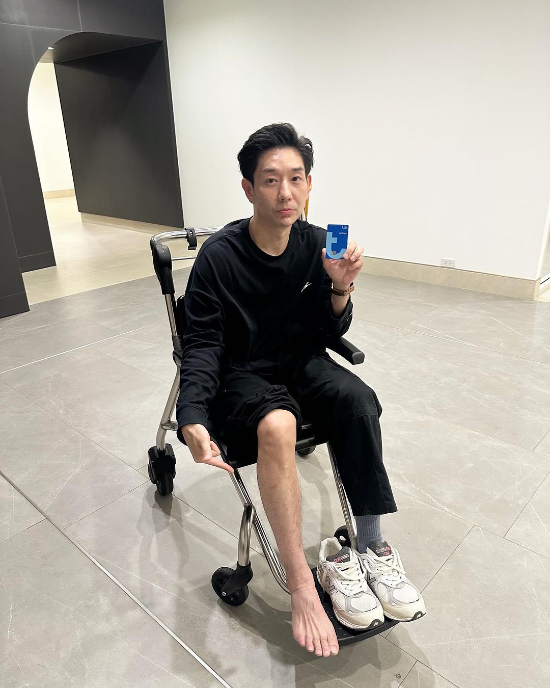 บอย - อนุวัฒน์ สงวนศักดิ์ภักดี