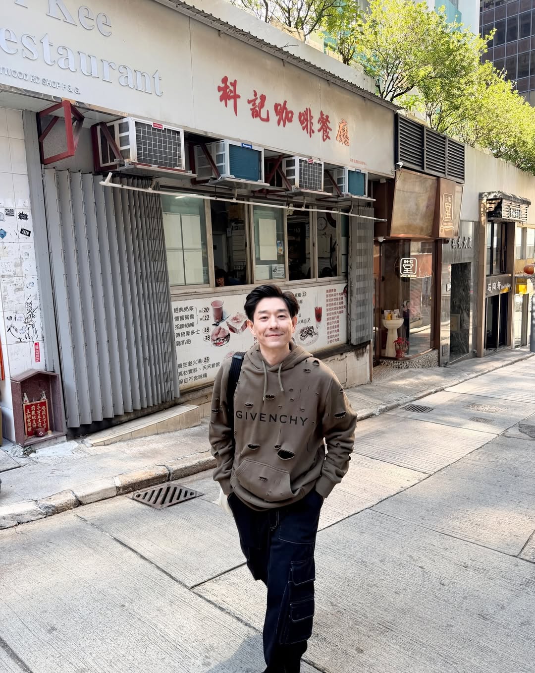 บอย - อนุวัฒน์ สงวนศักดิ์ภักดี