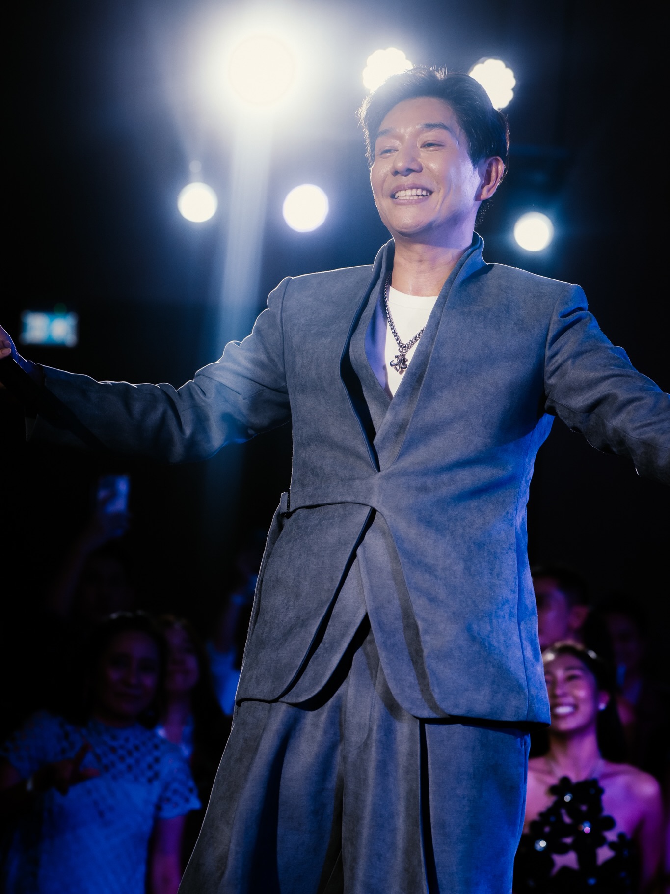 บอย - อนุวัฒน์ สงวนศักดิ์ภักดี