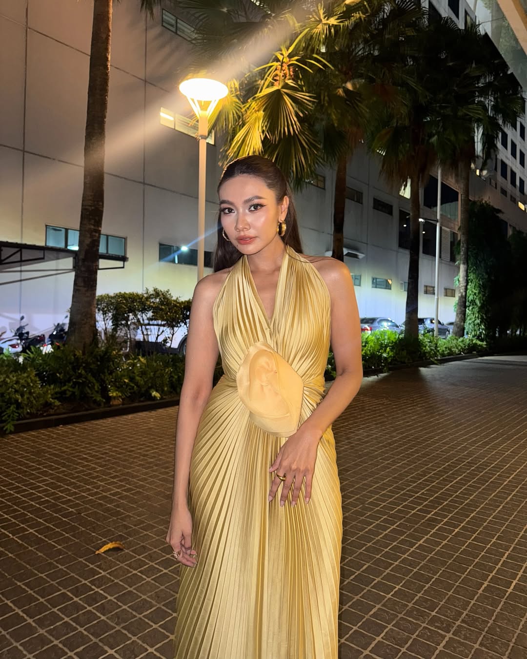 แก้ม - วิชญาณี เปียกลิ่น