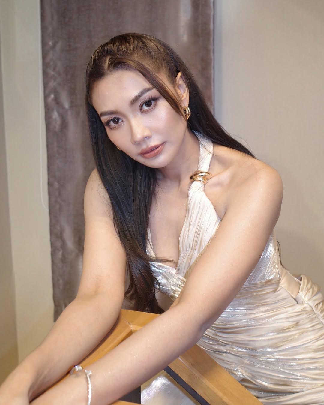 แก้ม - วิชญาณี เปียกลิ่น