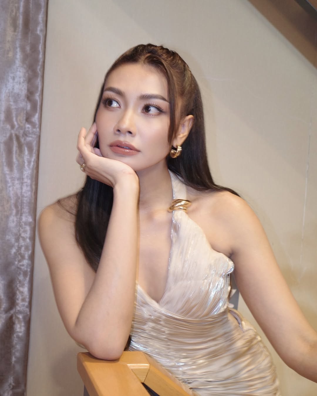 แก้ม - วิชญาณี เปียกลิ่น