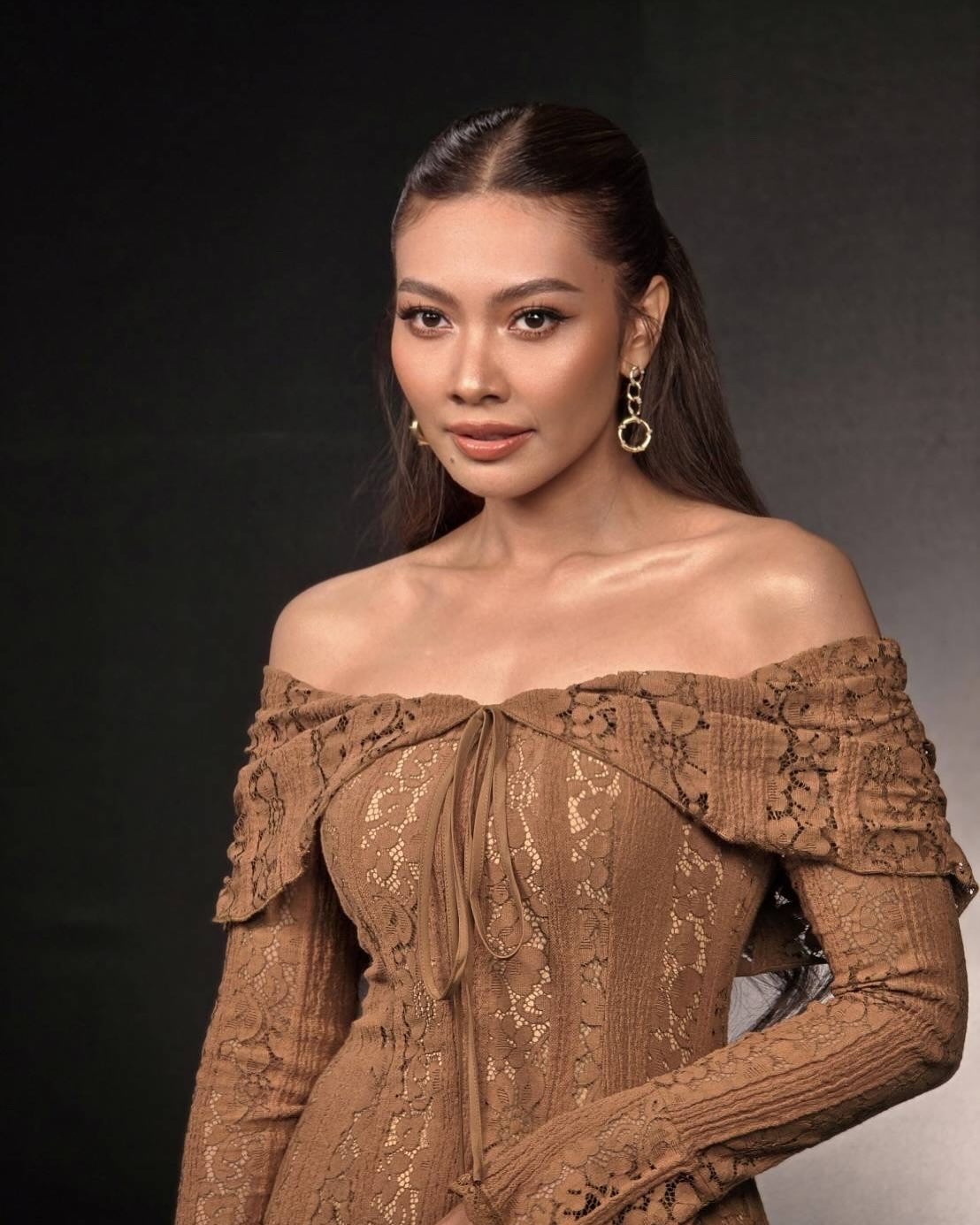 แก้ม - วิชญาณี เปียกลิ่น