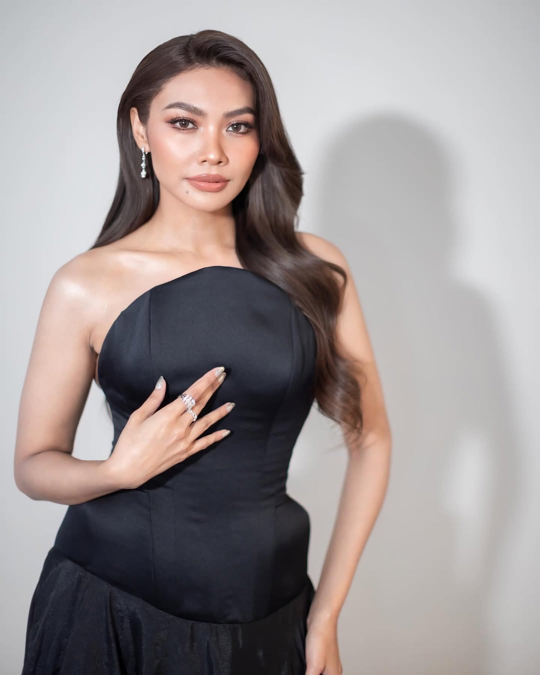 แก้ม - วิชญาณี เปียกลิ่น