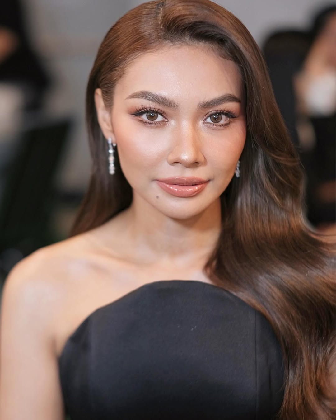 แก้ม - วิชญาณี เปียกลิ่น