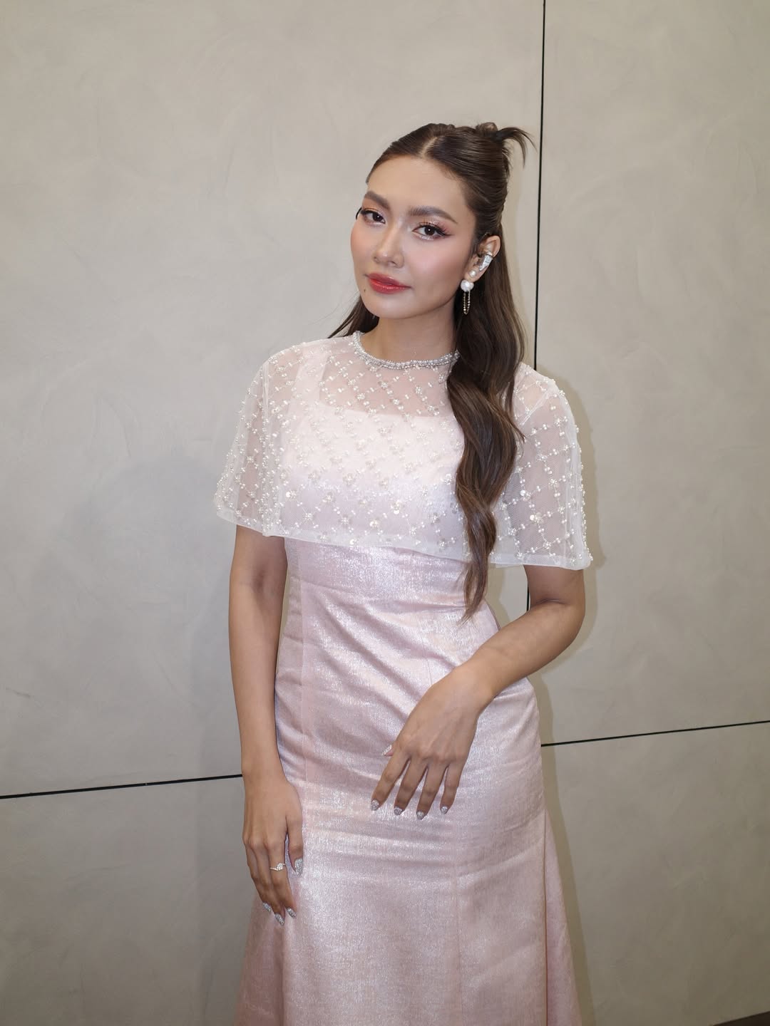 แก้ม - วิชญาณี เปียกลิ่น