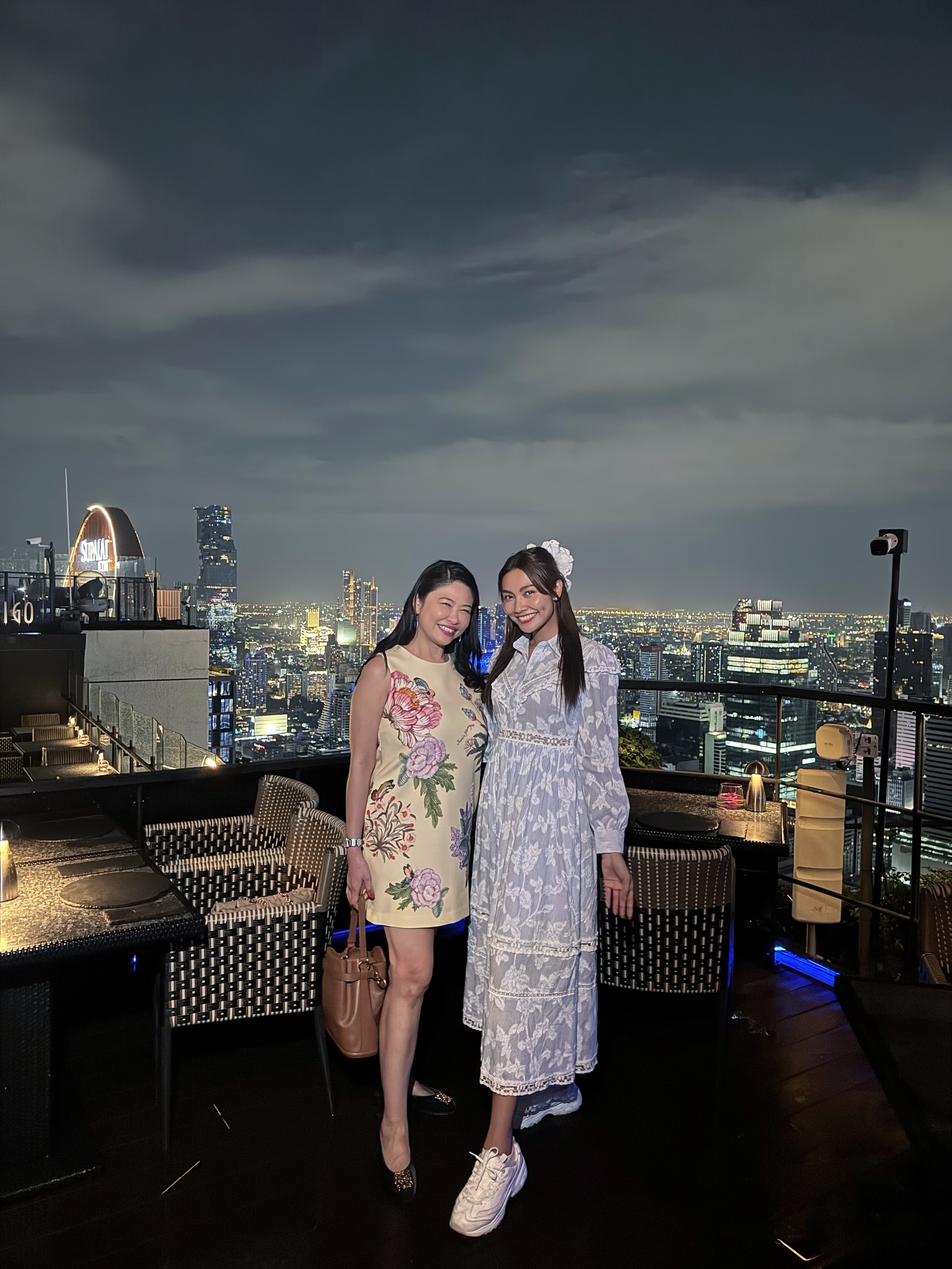 แก้ม - วิชญาณี เปียกลิ่น
