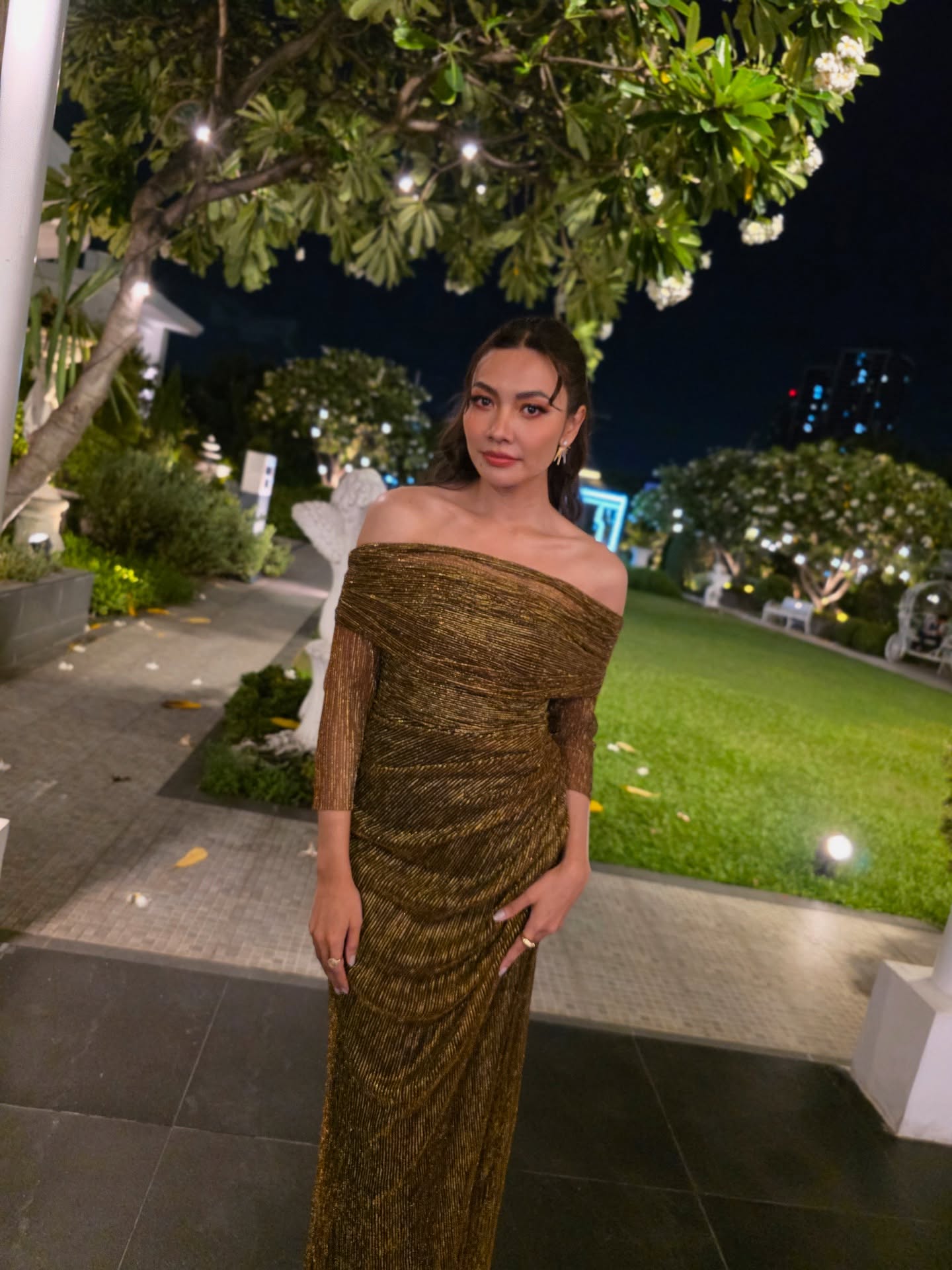 แก้ม - วิชญาณี เปียกลิ่น