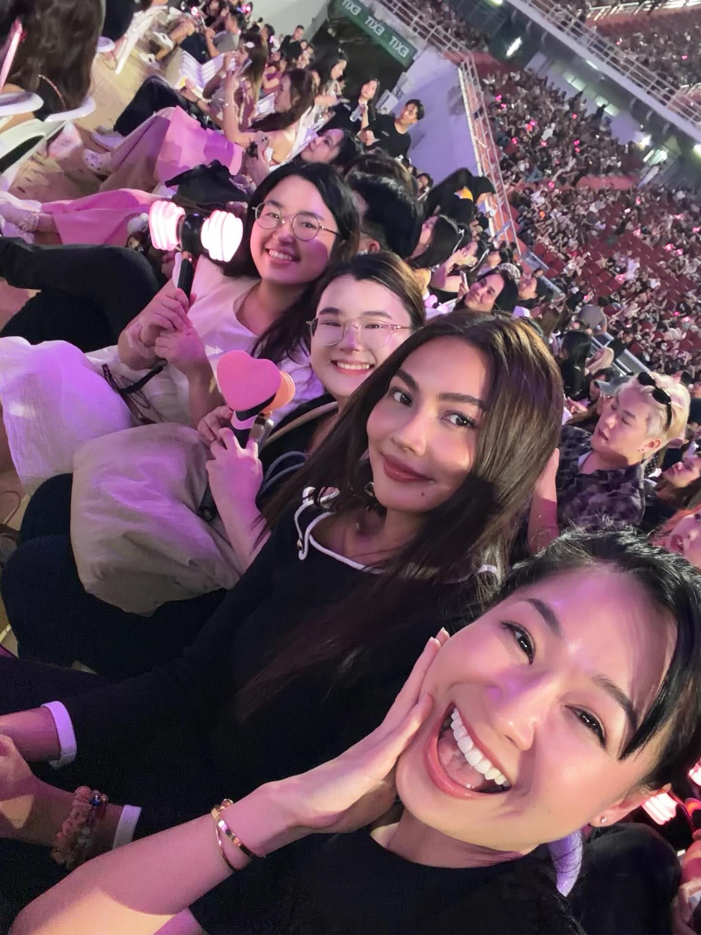 แก้ม - วิชญาณี เปียกลิ่น