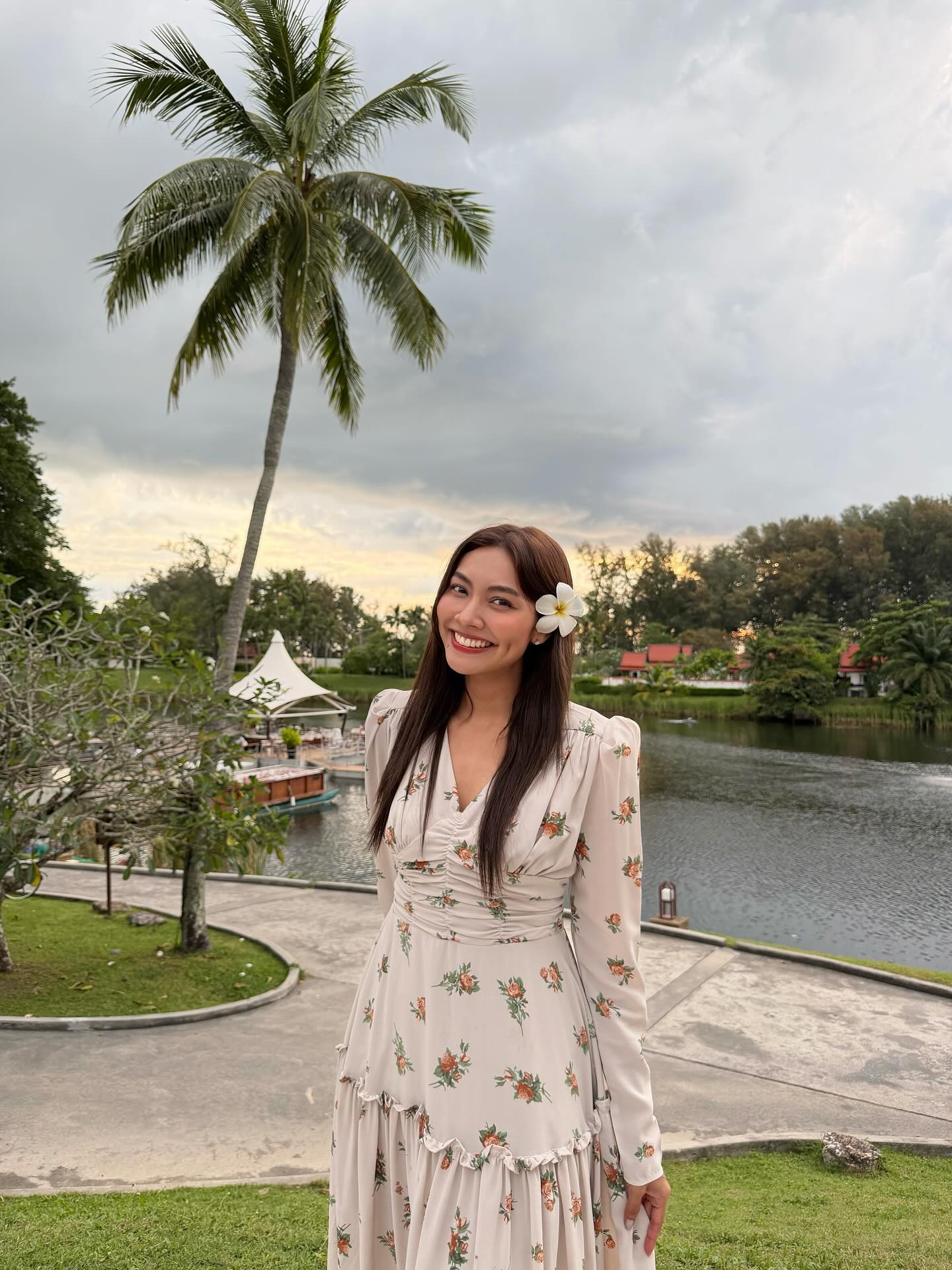 แก้ม - วิชญาณี เปียกลิ่น