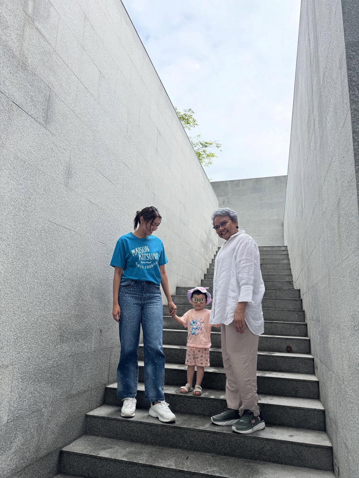 แก้ม - วิชญาณี เปียกลิ่น