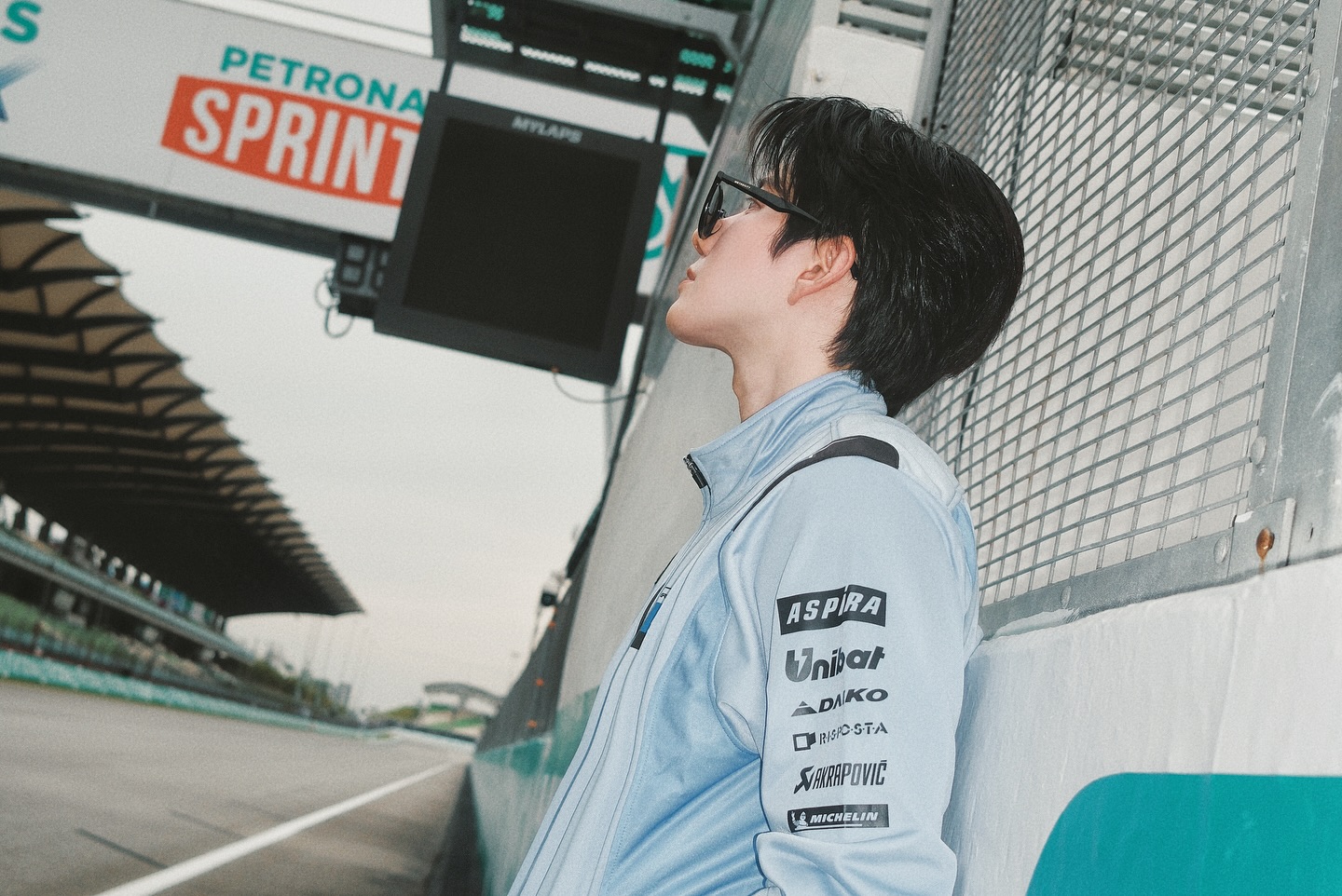 ไมค์ - พิรัชต์ นิธิไพศาลกุล