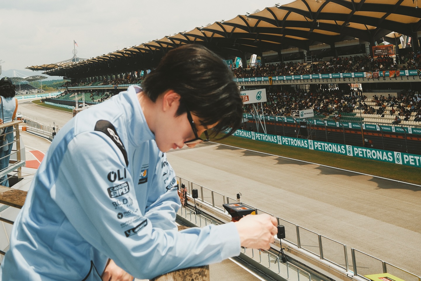 ไมค์ - พิรัชต์ นิธิไพศาลกุล