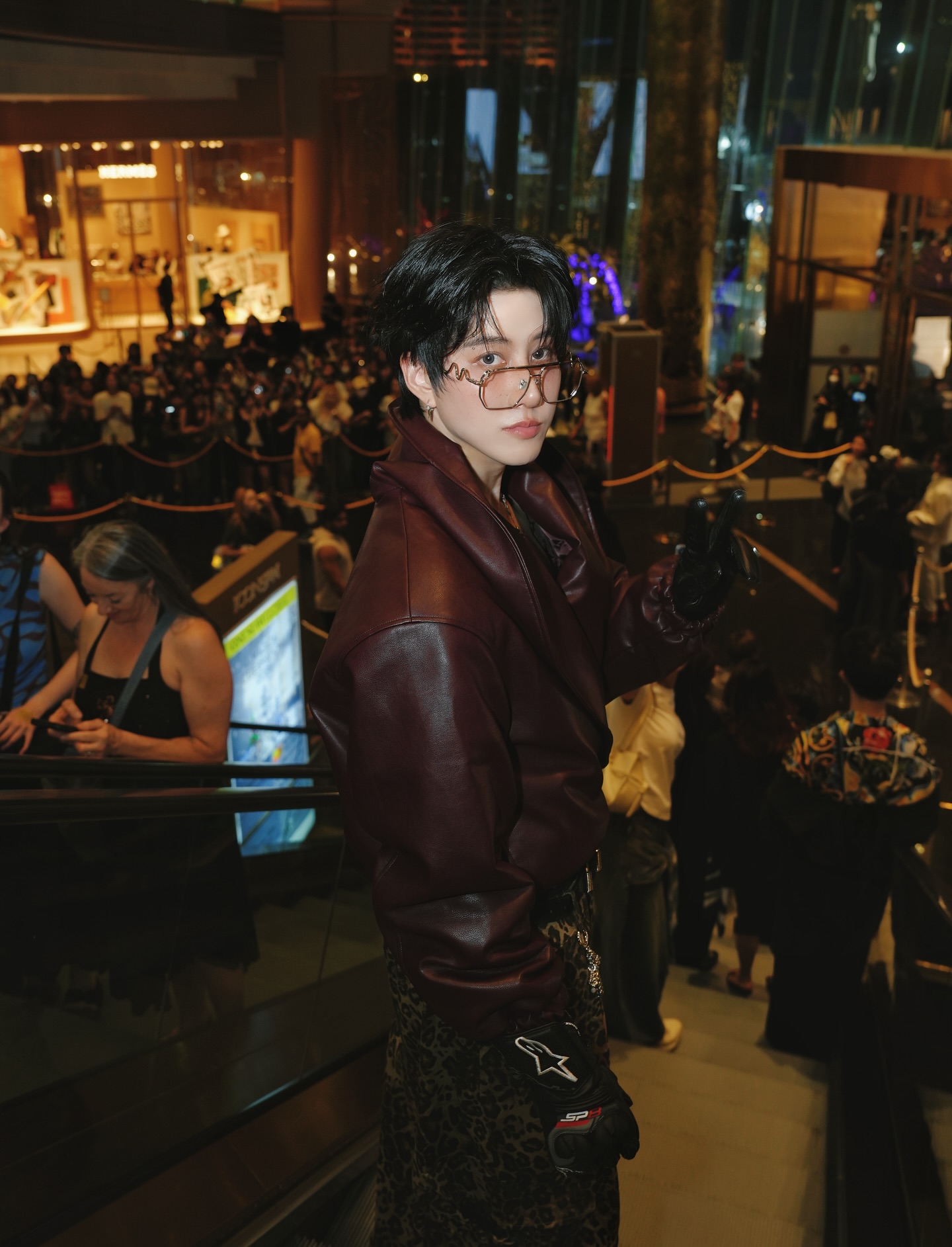 ไมค์ - พิรัชต์ นิธิไพศาลกุล