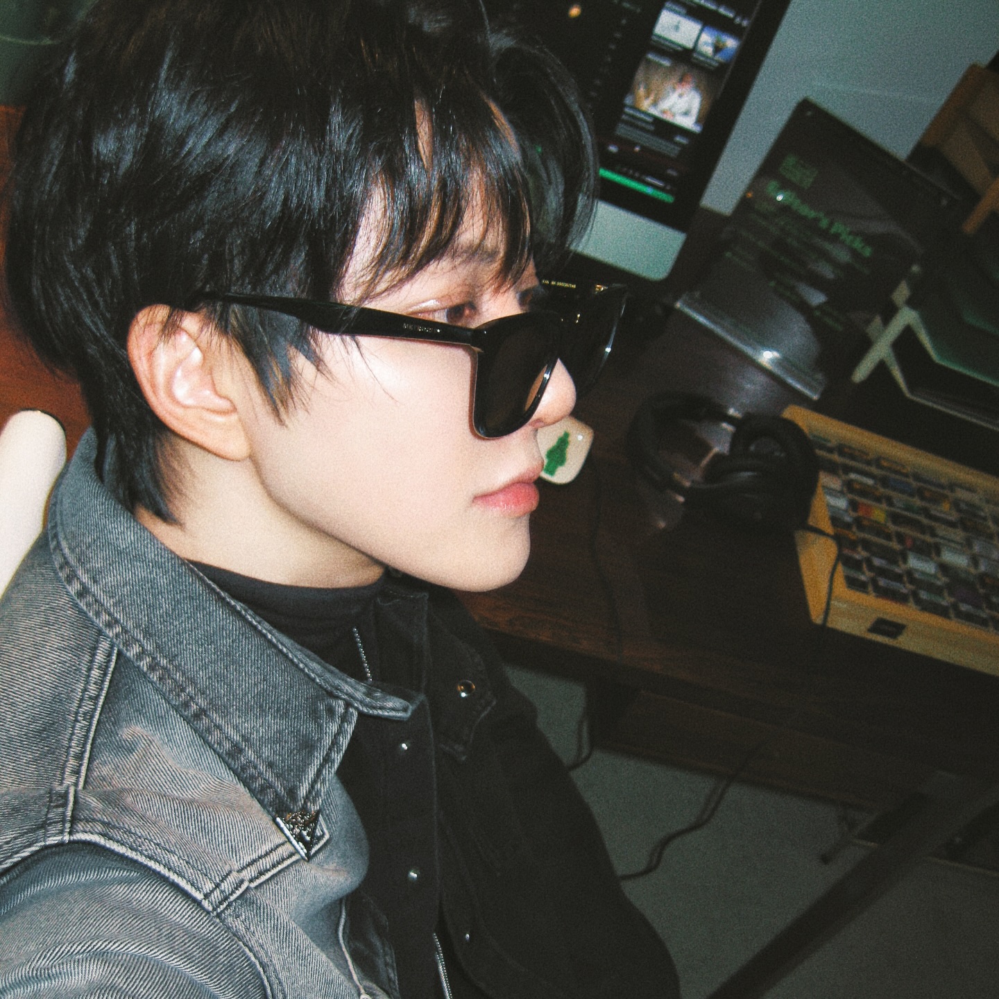 ไมค์ - พิรัชต์ นิธิไพศาลกุล