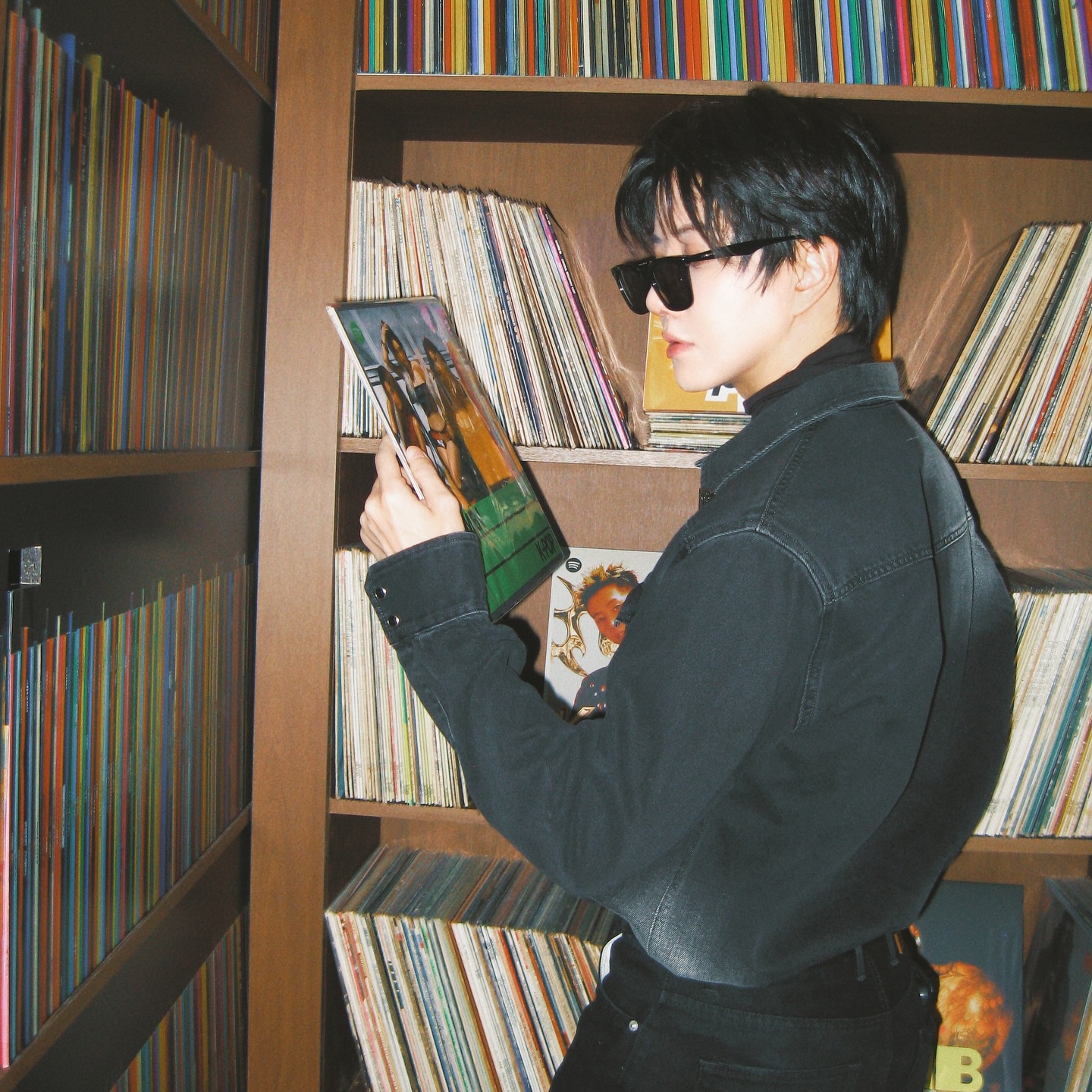 ไมค์ - พิรัชต์ นิธิไพศาลกุล