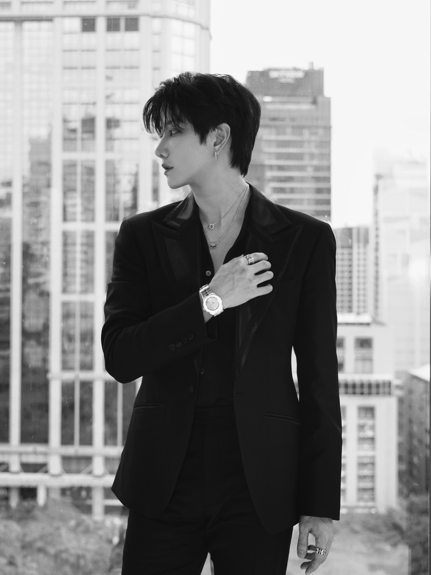 ไมค์ - พิรัชต์ นิธิไพศาลกุล