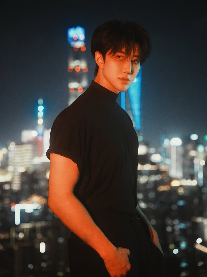 ไมค์ - พิรัชต์ นิธิไพศาลกุล