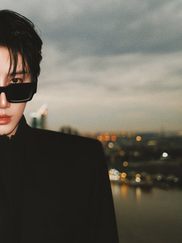 ไมค์ - พิรัชต์ นิธิไพศาลกุล