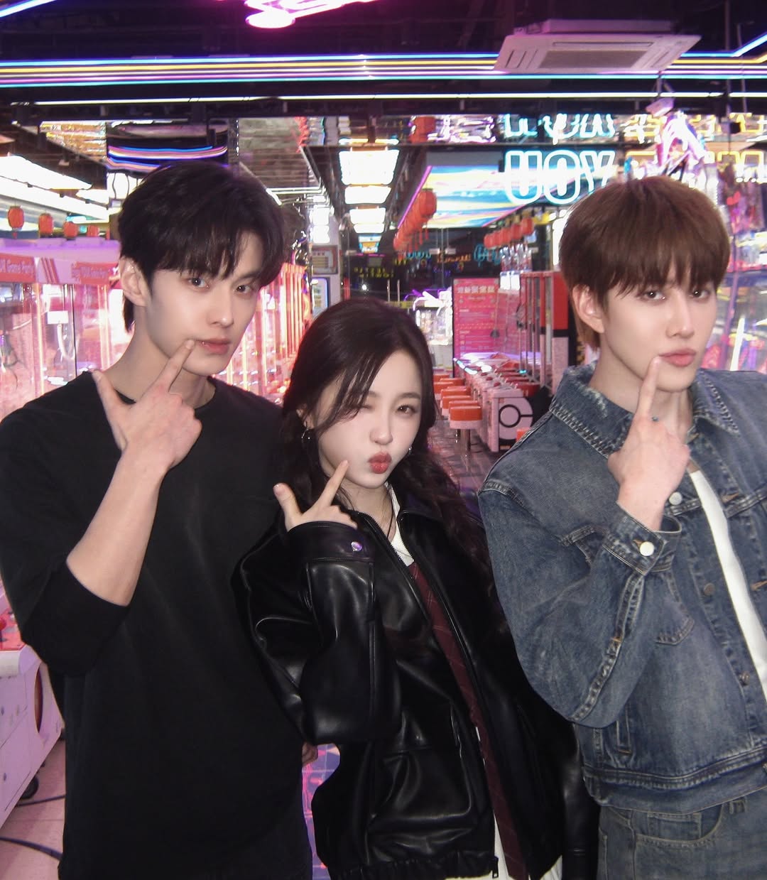 ไมค์ - พิรัชต์ นิธิไพศาลกุล