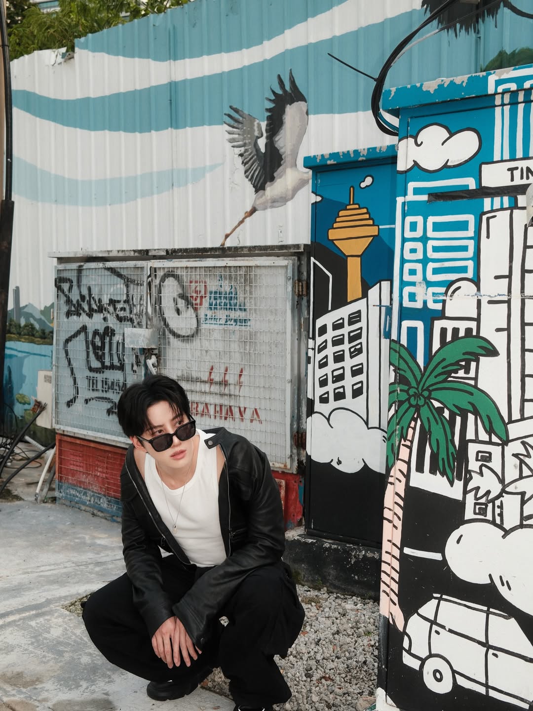 ไมค์ - พิรัชต์ นิธิไพศาลกุล