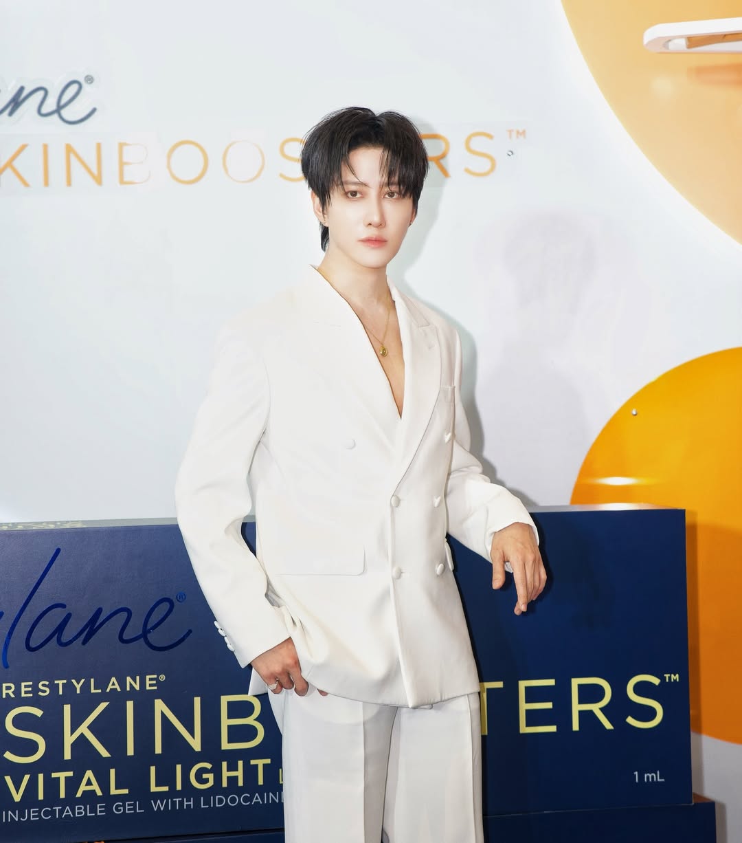 ไมค์ - พิรัชต์ นิธิไพศาลกุล