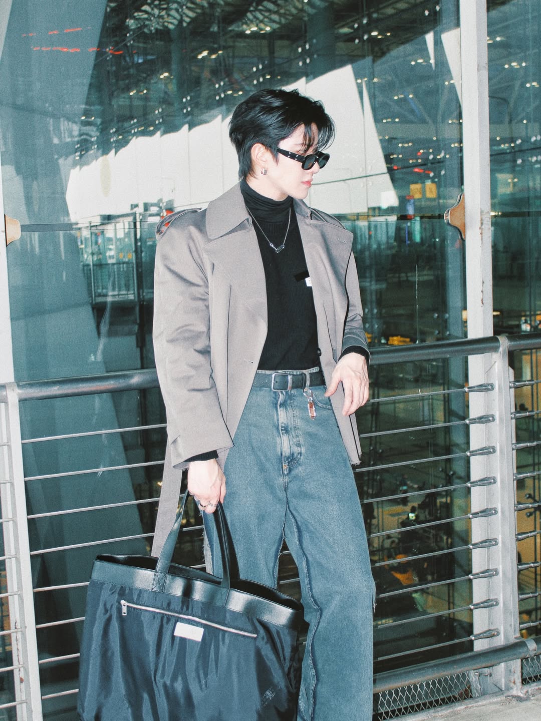 ไมค์ - พิรัชต์ นิธิไพศาลกุล