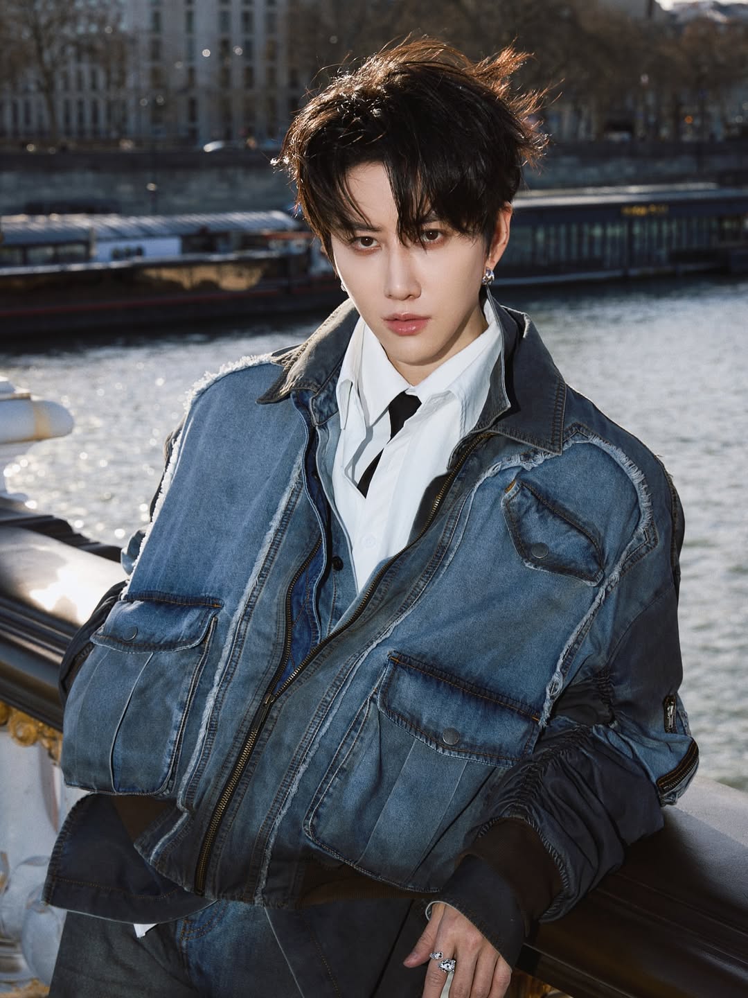 ไมค์ - พิรัชต์ นิธิไพศาลกุล