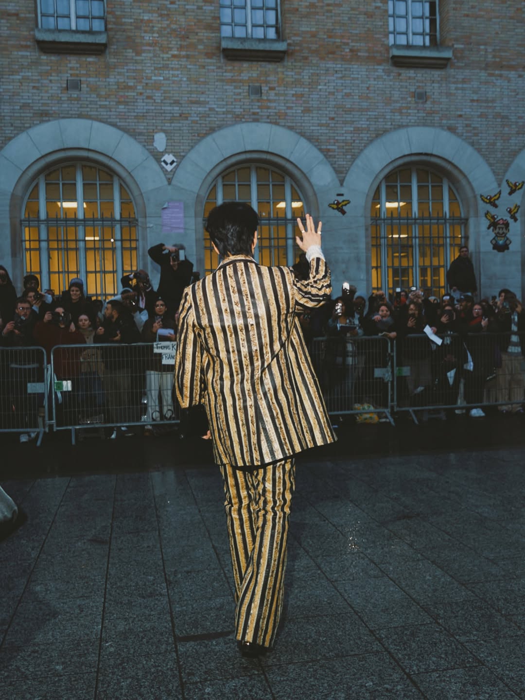 ไมค์ - พิรัชต์ นิธิไพศาลกุล