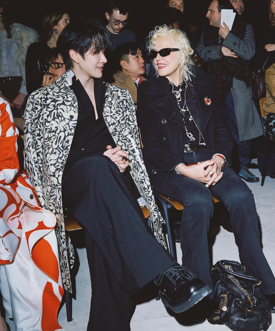 ไมค์ - พิรัชต์ นิธิไพศาลกุล