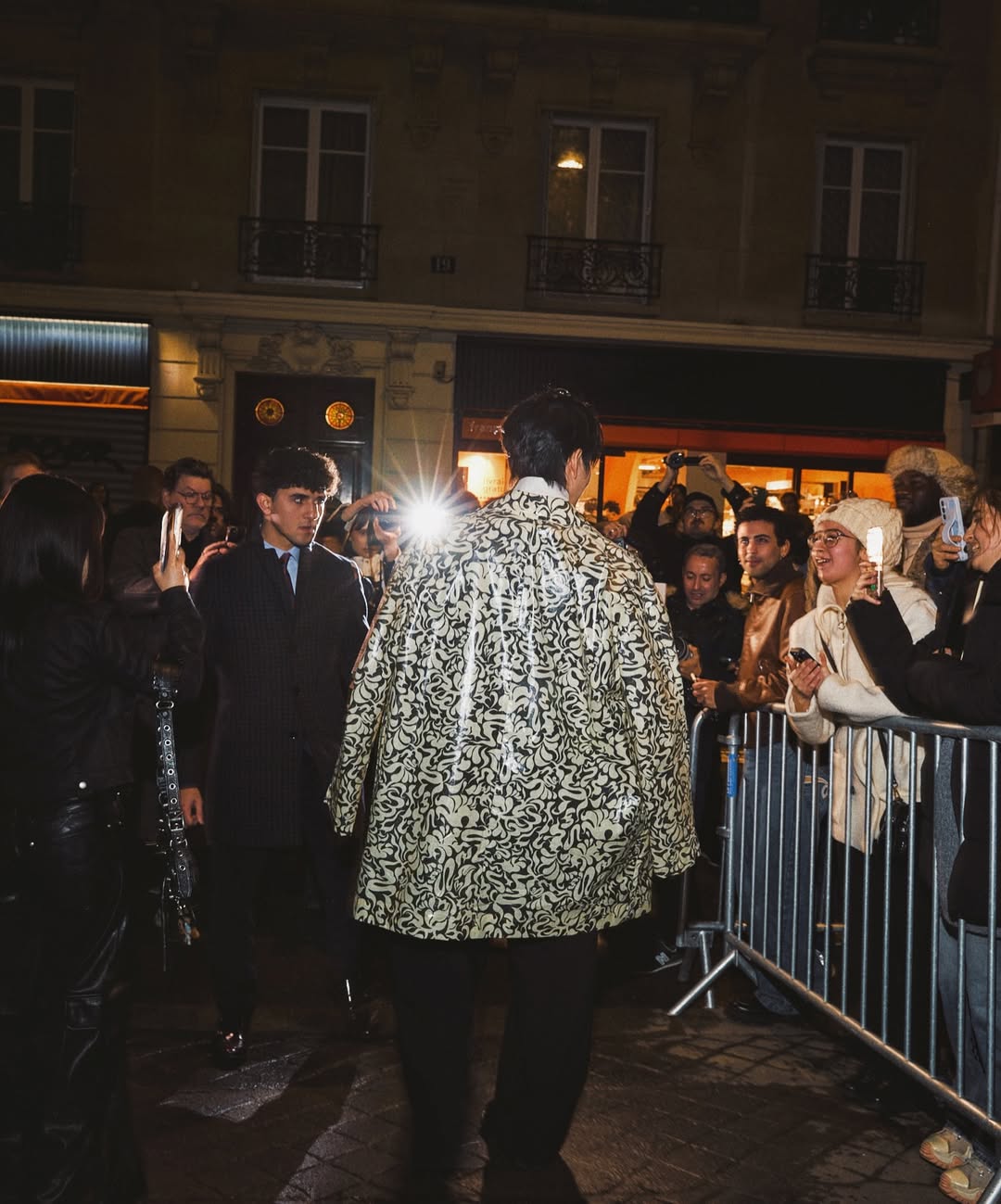 ไมค์ - พิรัชต์ นิธิไพศาลกุล