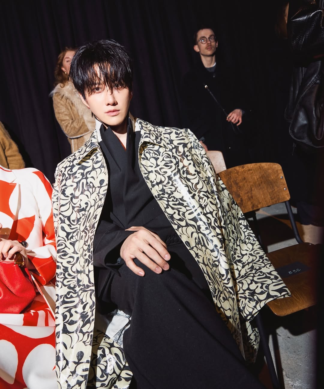 ไมค์ - พิรัชต์ นิธิไพศาลกุล