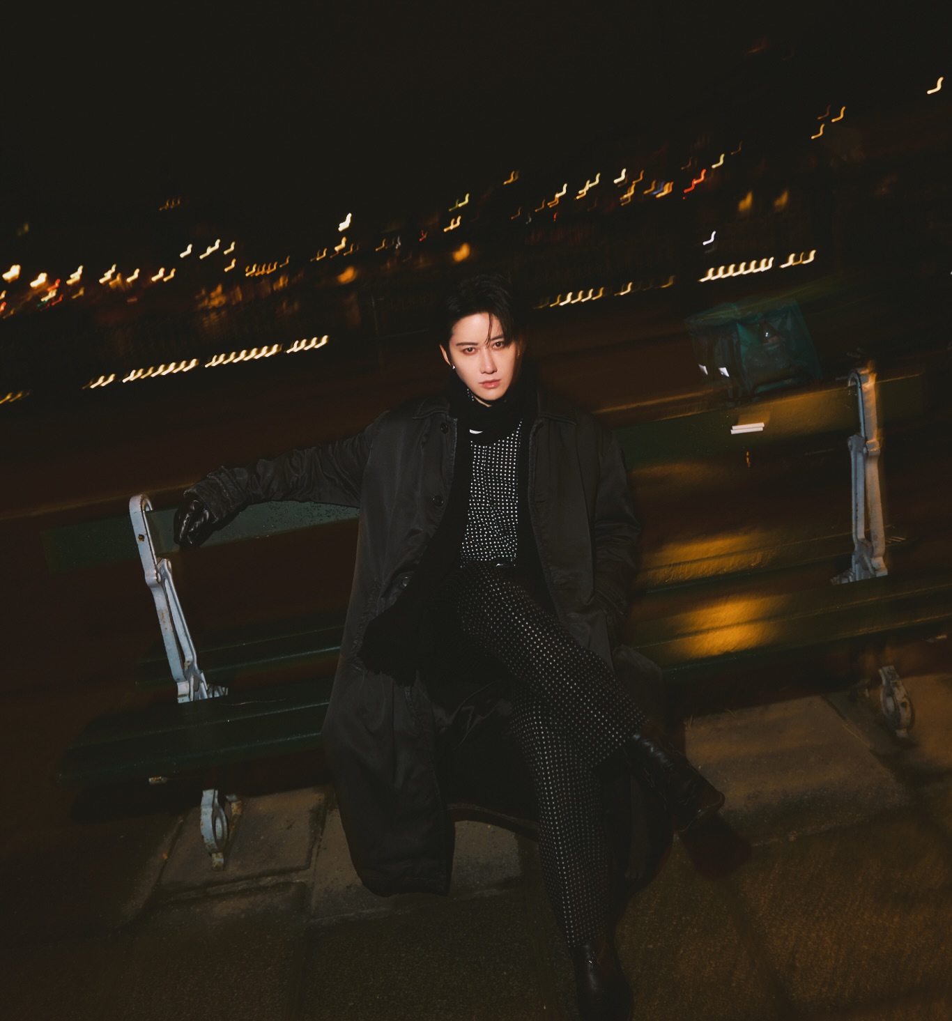 ไมค์ - พิรัชต์ นิธิไพศาลกุล