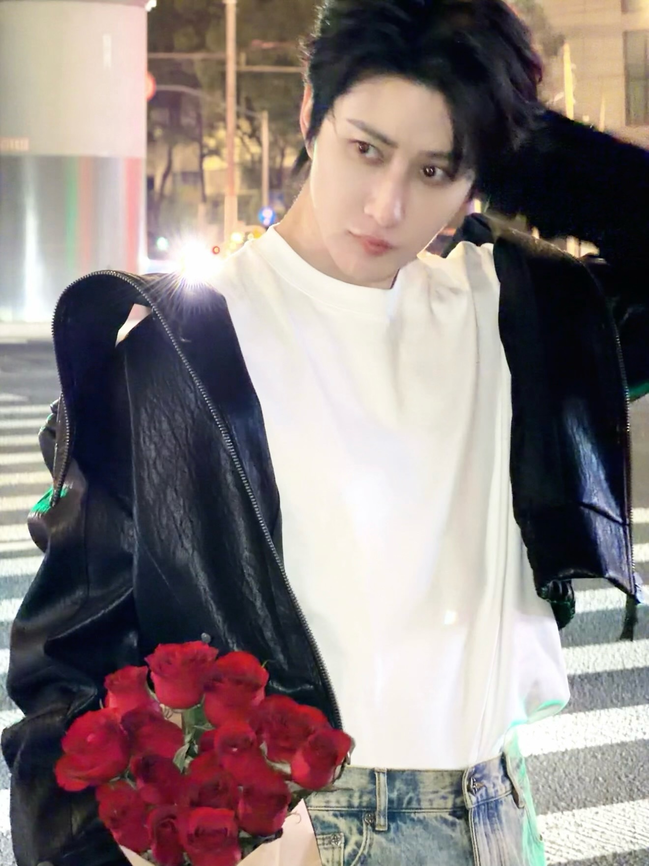 ไมค์ - พิรัชต์ นิธิไพศาลกุล