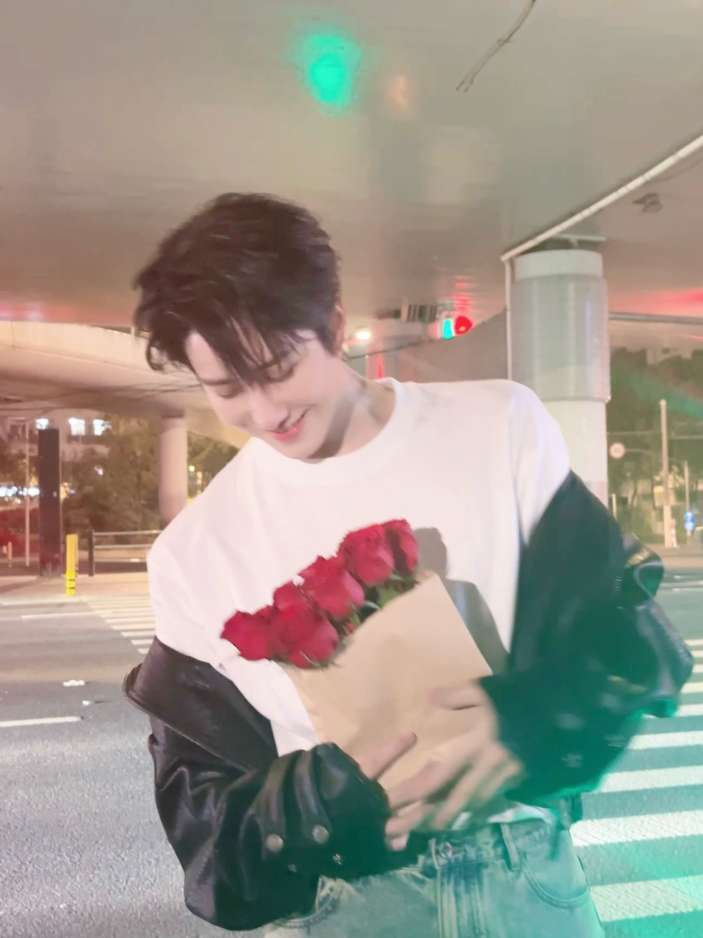 ไมค์ - พิรัชต์ นิธิไพศาลกุล