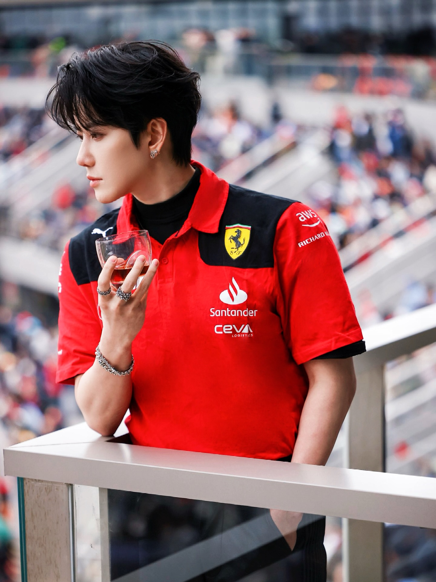 ไมค์ - พิรัชต์ นิธิไพศาลกุล