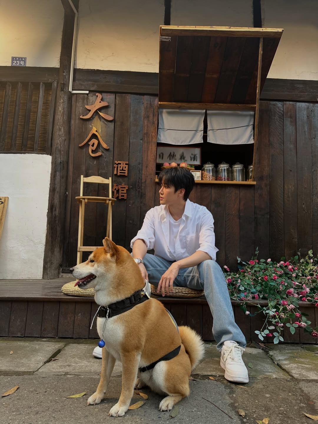 ไมค์ - พิรัชต์ นิธิไพศาลกุล