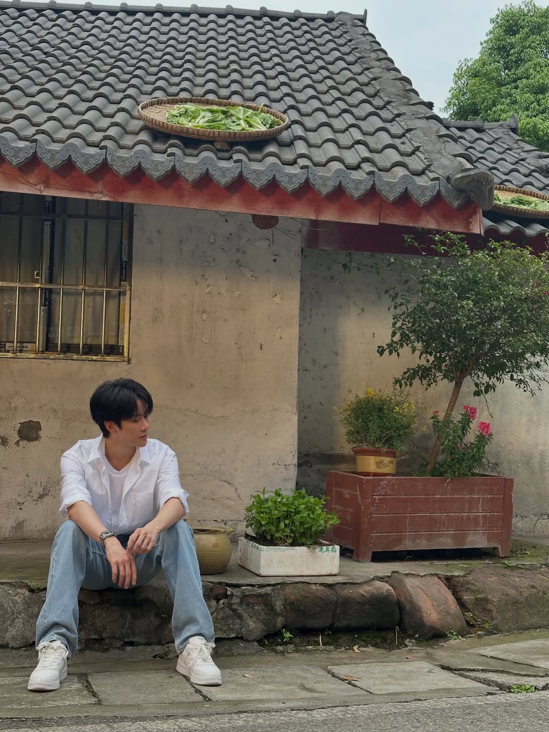 ไมค์ - พิรัชต์ นิธิไพศาลกุล