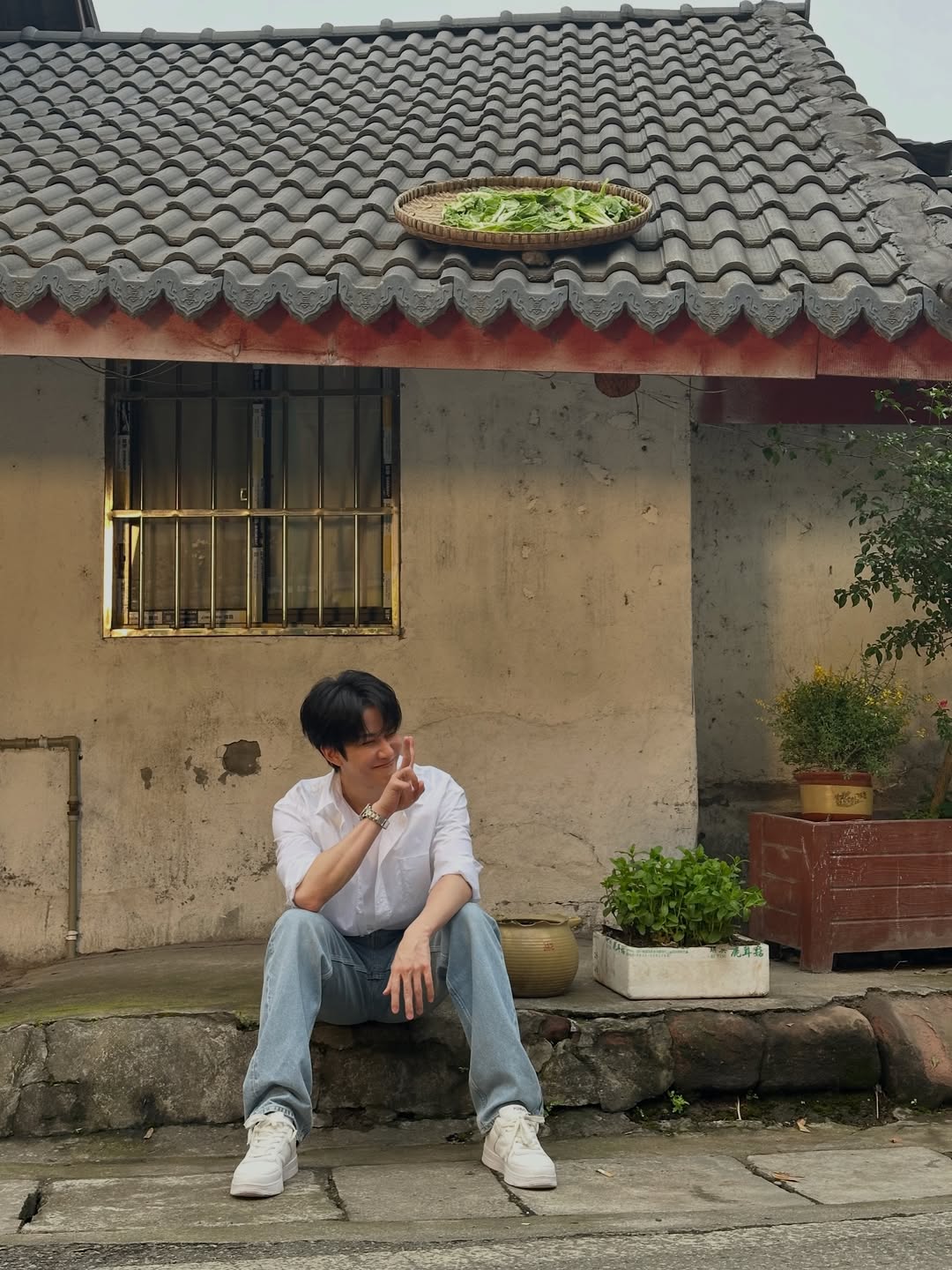 ไมค์ - พิรัชต์ นิธิไพศาลกุล