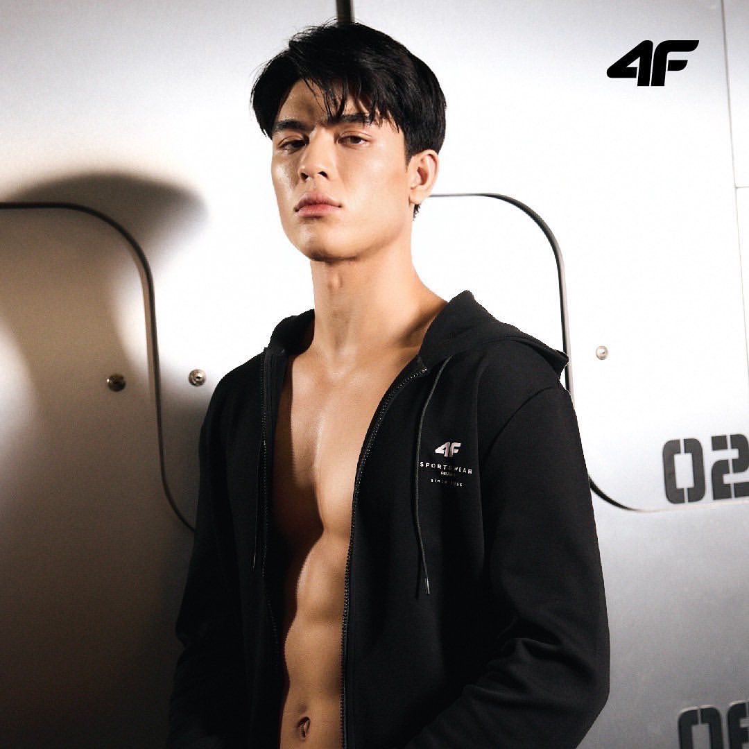 จอส - เวอาห์ แสงเงิน
