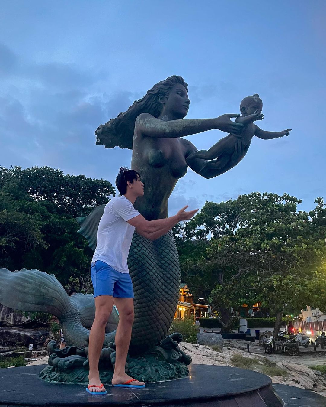 จอส - เวอาห์ แสงเงิน