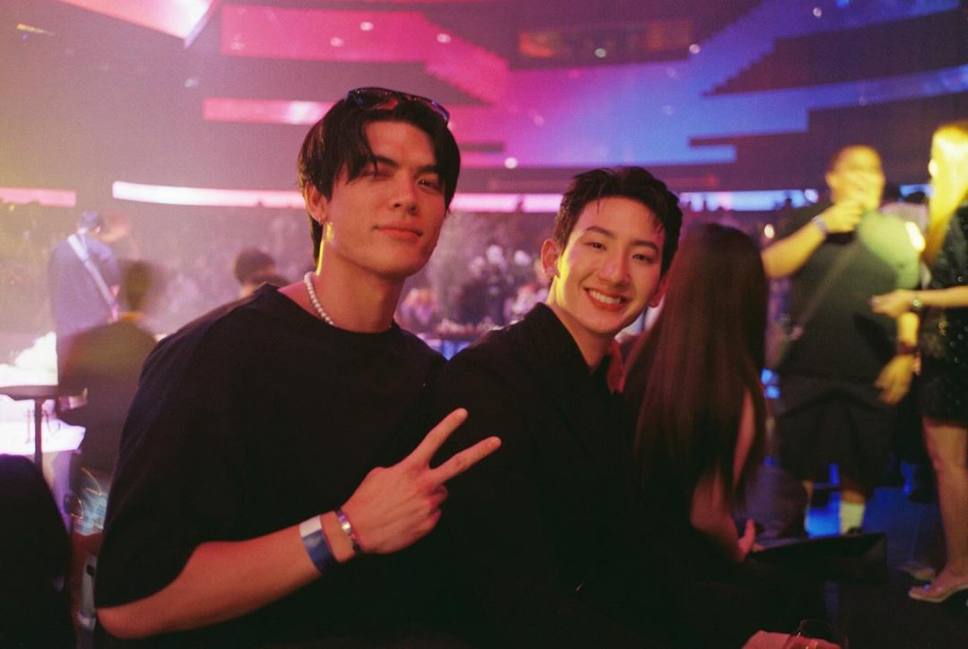 จอส - เวอาห์ แสงเงิน