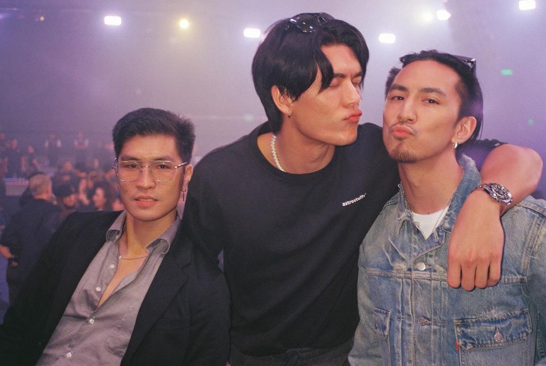 จอส - เวอาห์ แสงเงิน