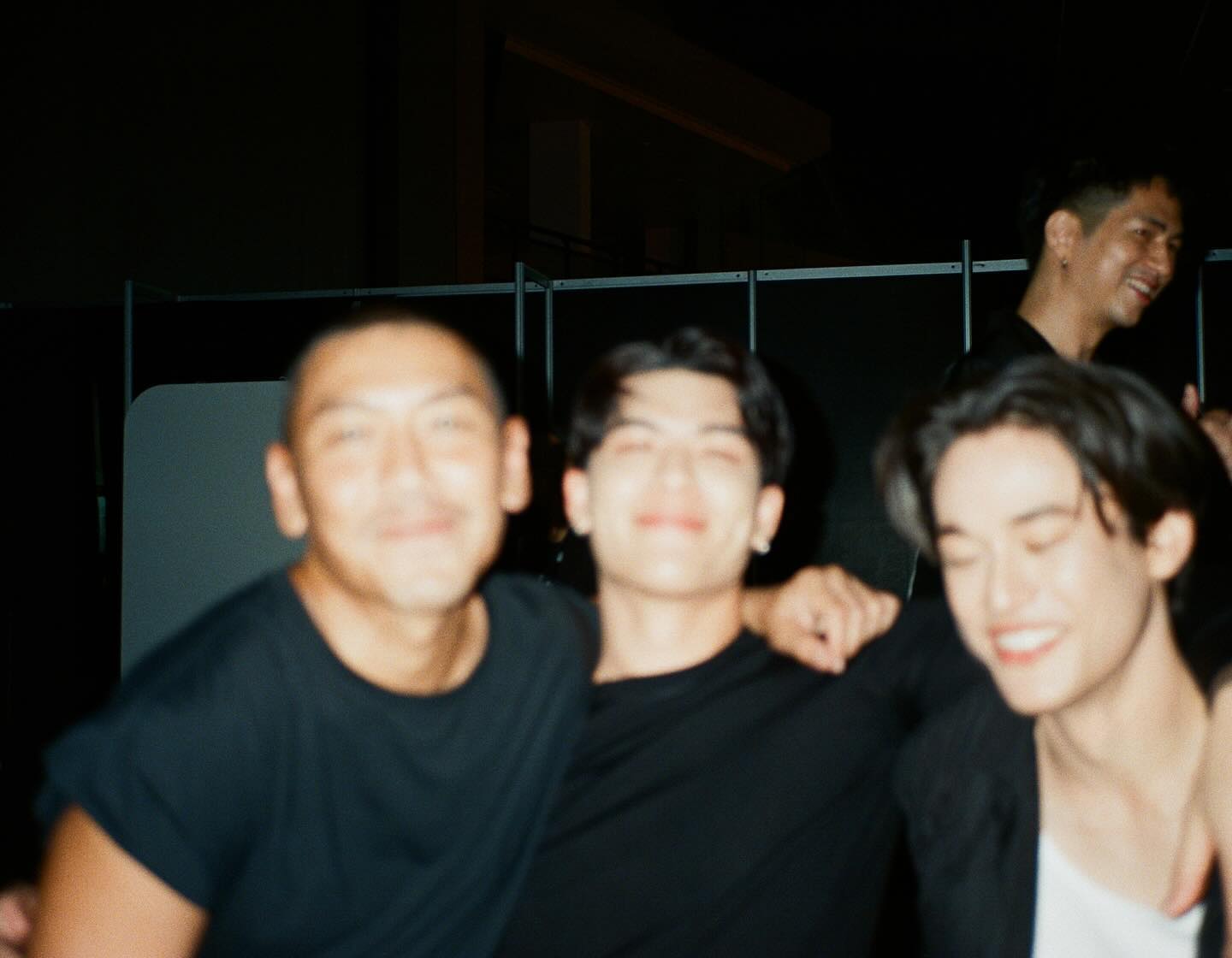จอส - เวอาห์ แสงเงิน