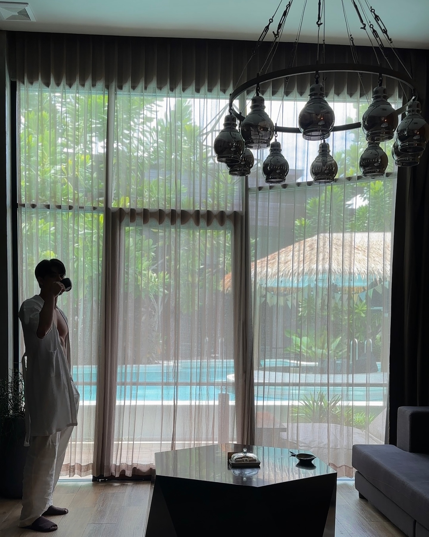 จอส - เวอาห์ แสงเงิน