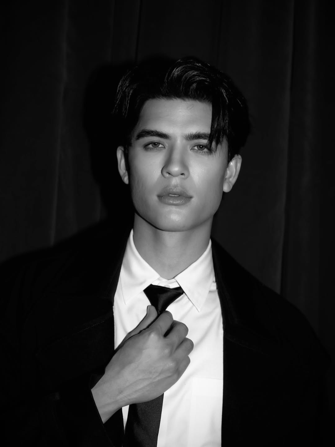 จอส - เวอาห์ แสงเงิน