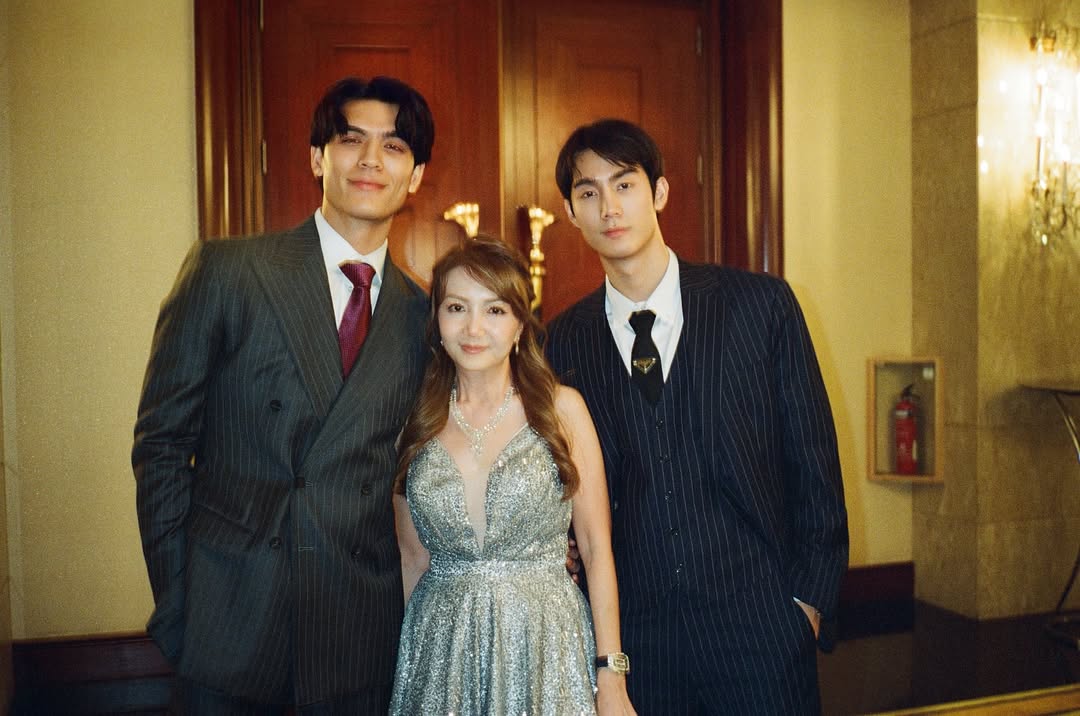 จอส - เวอาห์ แสงเงิน