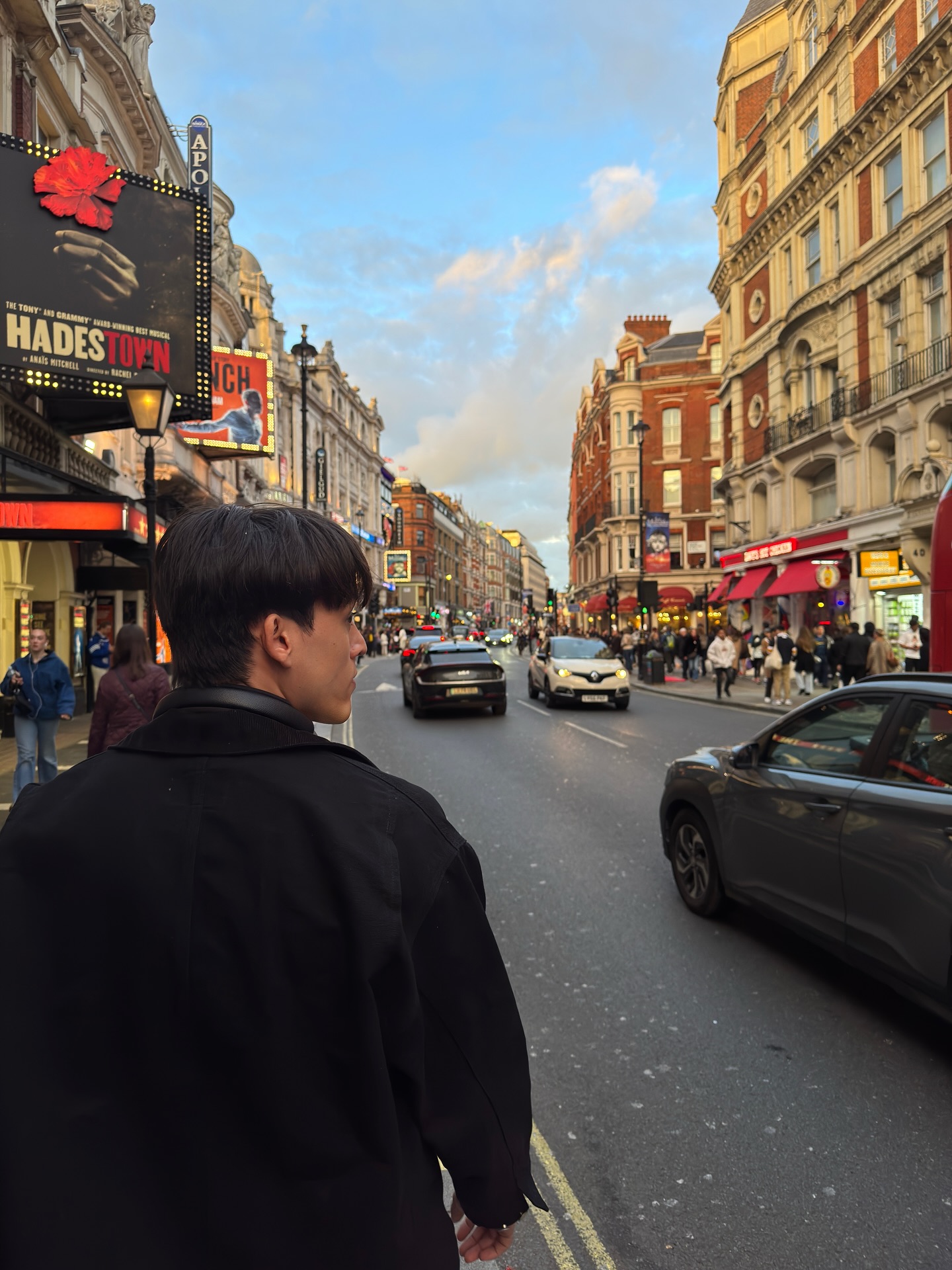 จอส - เวอาห์ แสงเงิน