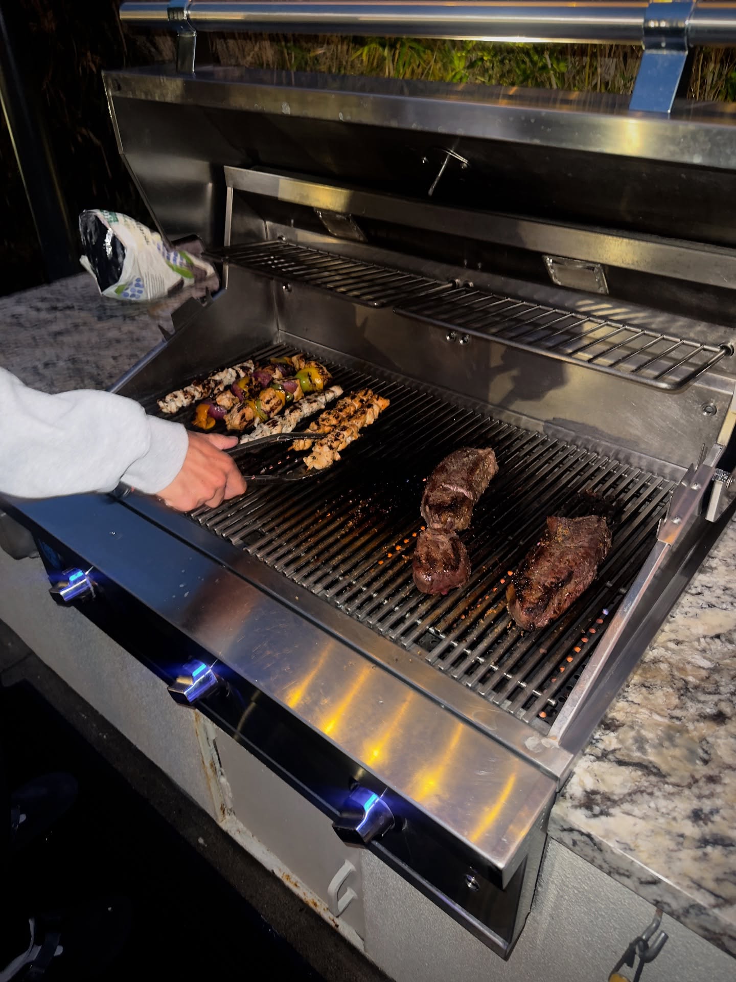 จอส - เวอาห์ แสงเงิน