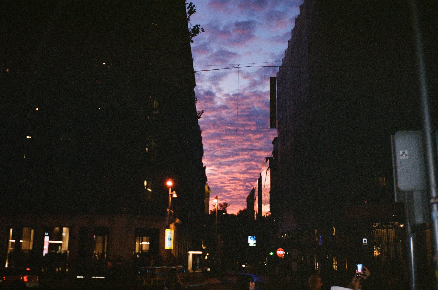 จอส - เวอาห์ แสงเงิน